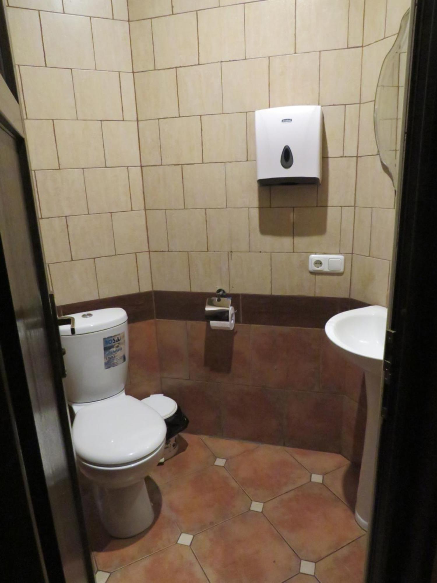 Hostel Jan In The Very Center Yerevan Exterior photo